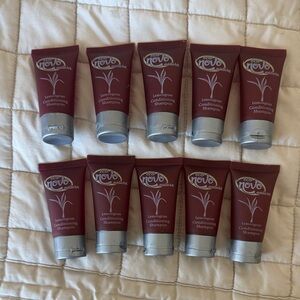 3/$10 Lemongrass Conditioning Shampoo travel size (10)